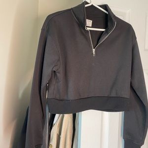 3/4 zip up